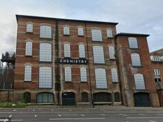 Menina do ensino fundamental e estudante universitária mortas em surto de meningite ‘ligado a boate’ em Kent: mais onze jovens ‘gravemente doentes’ no hospital Um surto de meningite supostamente ligado ao Club Chemistry de Canterbury (foto) matou dois jovens e deixou outros 11 gravemente doentes