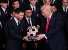 Messi criticado por aplaudir Trump em meio a ataques dos EUA ao Irã Messi criticado por aplaudir Trump em meio a ataques dos EUA ao Irã