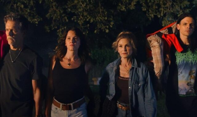 Meta Comedy Horror 'Family Movie' de Kevin Bacon e Kyra Meta Comedy Horror 'Family Movie' de Kevin Bacon e Kyra Sedgwick atrai muitas risadas na estreia no SXSW
