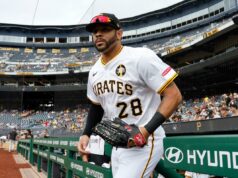 Mets contrata Tommy Pham horas antes do dia de abertura Tommy Pham #28 do Pittsburgh Pirates entra em campo contra o Toronto Blue Jays no PNC Park em 20 de agosto de 2025 em Pittsburgh, Pensilvânia.
