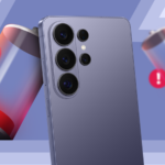 Samsung Galaxy S26 em azul celeste com uma planta