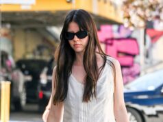Mia Goth despreocupada em Los Angeles depois que o ex Shia LaBeouf é preso novamente mia-goth-sub-backgrid-1