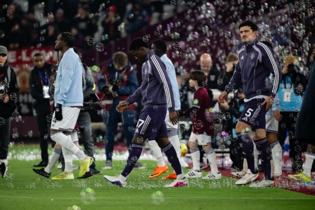 Michael Carrick agora quebra o silêncio sobre as negociações de Michael Carrick agora quebra o silêncio sobre as negociações de contrato do Man Utd com a dupla principal do time principal em Old Trafford