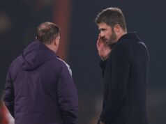 Michael Carrick fez ajustes táticos no Man Utd contra o Bournemouth depois de detectar um problema envolvendo Senne Lammens Michael Carrick fez ajustes táticos no Man Utd contra o Bournemouth depois de detectar um problema envolvendo Senne Lammens