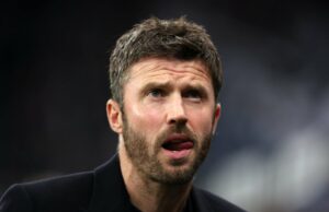 Michael Carrick deve reverter sua popular decisão do Man Utd porque consertou o que não estava quebrado Michael Carrick pode resolver o maior problema do Man Utd, se ele realmente quiser se tornar treinador principal permanente - Opinião