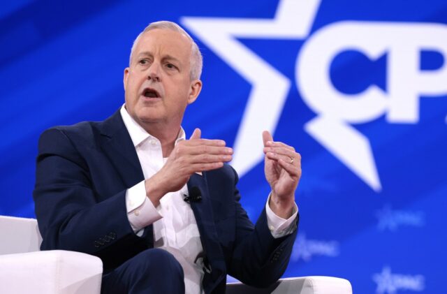 Michael Whatley vence primária republicana na Carolina do Norte Michael Whatley vence primária republicana na Carolina do Norte