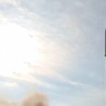 Mídia iraniana divulga imagens de mísseis sendo lançados