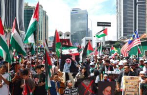 Milhares de pessoas marcham em todo o mundo em solidariedade à Palestina e ao Irão no Dia de al-Quds Milhares de pessoas marcham em todo o mundo em solidariedade à Palestina e ao Irão no Dia de al-Quds