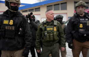 Minnesota inicia investigação que pode trazer acusações contra oficiais federais de imigração Yahoo news home