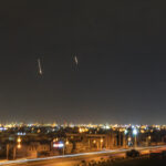 Míssil iraniano atinge base que abriga tropas dos EUA no Catar