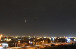 Míssil iraniano atinge base que abriga tropas dos EUA no Catar Míssil iraniano atinge base que abriga tropas dos EUA no Catar