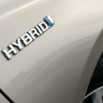 Mobil Hybrid Hemat Segini jika Harga Pertamax Naik