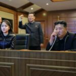 Momen Gembira Kim Ju Ae Saksikan Peluncuran Rudal Korut Jadi Sorotan Público