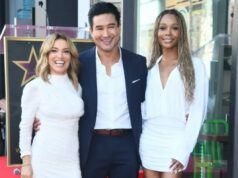 Momento brutal que a equipe do ‘Access Hollywood’ disse que o programa foi encerrado – com a equipe chorosa forçada a ir ao vivo poucas horas depois Momento brutal que a equipe do 'Access Hollywood' disse que o programa foi encerrado - com a equipe chorosa forçada a ir ao vivo poucas horas depois