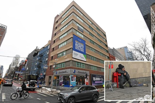 A loja Goodwill na 1114 1st Avenue, na cidade de Nova York, que está planejada para ser convertida em um abrigo para 200 leitos.