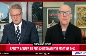 ‘Morning Joe’ insiste que os republicanos se prejudicam com atrasos no financiamento do DHS: ‘Eles deixaram isso piorar’ | Vídeo 'Morning Joe' insiste que os republicanos se prejudicam com atrasos no financiamento do DHS: 'Eles deixaram isso piorar' | Vídeo