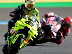 MotoGP brasileiro: Di Giannantonio conquista a pole, mas é emboscado por Márquez no sprint MotoGP brasileiro: Di Giannantonio conquista a pole, mas é emboscado por Márquez no sprint