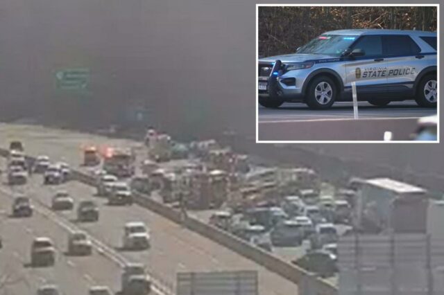 Motorista irado esfaqueia três pessoas no local do acidente antes Congestionamento de trânsito devido à atividade policial em uma rodovia da Virgínia.