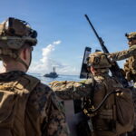 Movimentos militares indicam que Trump está considerando operação terrestre no Irã