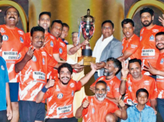 Mumbai Customs e Shlok Hockey Club vencem o Masters Hockey Carnival Mumbai Customs e Shlok Hockey Club vencem o Masters Hockey Carnival