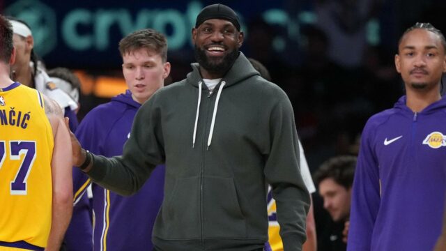 NBA 2025-26: Por que LeBron James perdeu a vitória do NBA 2025-26: Por que LeBron James perdeu a vitória do Lakers sobre o Knicks?