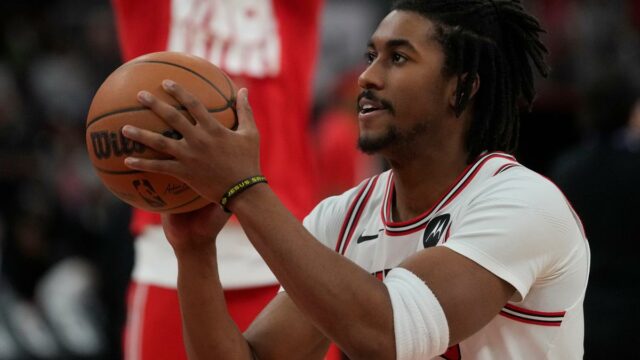 NBA: Chicago Bulls demite o guarda Jaden Ivey após comentários NBA: Chicago Bulls demite o guarda Jaden Ivey após comentários anti-LGBTQ