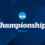 NCAA detalha relatórios de disponibilidade de jogadores do March Madness em meio à crescente pressão de apostas. Gráfico de atualização dos campeonatos da NCAA com o logotipo da NCAA acima das palavras “Atualização dos campeonatos” em um fundo geométrico azul.
