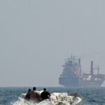 Navios comerciais reivindicam propriedade chinesa para evitar ataques iranianos