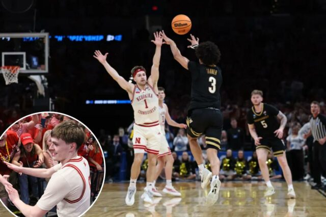 O impulso de Tyler Tanner nos segundos finais falhou durante o jogo Vanderbilt-Nebraska em 21 de março de 2026. 