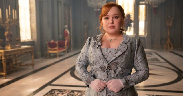 Nicola Coughlan reage a trolls que acham que sua cintura foi photoshopada em ‘Bridgerton’