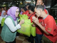 Nihayatul Wafiroh: Porter Itu Pahlawan Ekonomi, Tak Boleh Terlupakan! Nihayatul Wafiroh: Porter Itu Pahlawan Ekonomi, Tak Boleh Terlupakan!