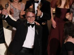 No discurso político do Oscar, ‘Sr. A equipe de Ninguém Contra Putin diz que ‘Todos nós enfrentamos uma escolha moral’: ‘Pare essas guerras agora’ No discurso político do Oscar, 'Sr. A equipe de Ninguém Contra Putin diz que 'Todos nós enfrentamos uma escolha moral': 'Pare essas guerras agora'