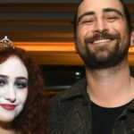 Noah Kahan defende o direito de Chappell Roan de ser deixado sozinho: 'Eat F—ing Nails', ele diz a 'Scummy' Professional Autograph 'Scalpers'