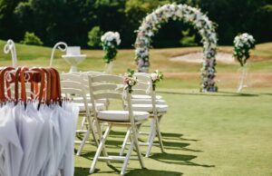 Noiva animada para planejar um casamento ‘íntimo’ – até que MIL dê o ultimato Homem bateu querendo trazer casamento dos filhos