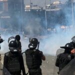 Nove mortos após centenas de ataques ao consulado dos EUA no Paquistão