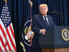 Número impressionante de soldados dos EUA feridos na guerra de Trump com o Irã O presidente Donald Trump fala durante uma conferência de imprensa no Trump National Doral em Miami, Flórida, em 9 de março