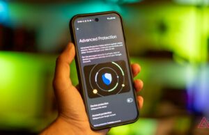 O Android 17 irá protegê-lo de aplicativos que obtêm permissões de acessibilidade enganosamente Gráfico do Android 17 apresentando o mascote do Android atrás do número 17 segurando uma esfera verde estampada.