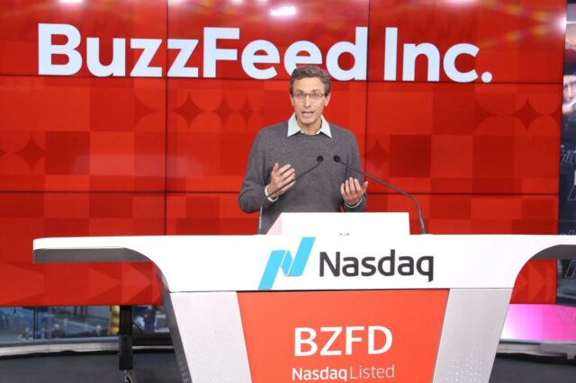 Jonah H. Peretti falando na Nasdaq para o Listing Day da BuzzFeed Inc.