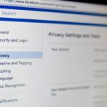 O Facebook está fora do ar? Os usuários encontraram um erro de conta atualmente indisponível