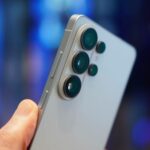 O Samsung Galaxy S26 Ultra com Audio Eraser mostrado.