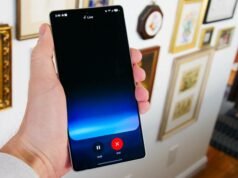 O Google está trabalhando silenciosamente em uma grande atualização para o Gemini Live Tela de discussão do Gemini Live aberta no Pixel 9 Pro XL