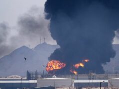 O Irã ameaça diretamente o país vizinho pela primeira vez neste conflito Fujairah, Emirados Árabes Unidos