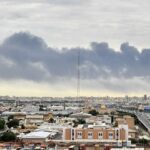 O Irã dispara mísseis contra bases militares americanas no Golfo e diz que os EUA estão “negociando entre si” – atualizações ao vivo