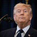 O Irão alertou Donald Trump para “ter cuidado para não ser eliminado”, depois de o Presidente dos EUA ter dito não acreditar que o novo Líder Supremo do regime possa “viver em paz”.