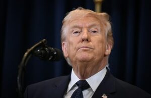 O Irã diz a Trump ‘tenha cuidado para não ser eliminado’ e revida ameaças ‘vazias’ depois que o presidente dos EUA disse que não acredita que o novo Líder Supremo possa ‘viver em paz’ O Irão alertou Donald Trump para “ter cuidado para não ser eliminado”, depois de o Presidente dos EUA ter dito não acreditar que o novo Líder Supremo do regime possa “viver em paz”.