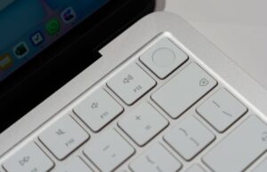 O MacBook Neo é realmente (um pouco) reparável O MacBook Neo é realmente (um pouco) reparável