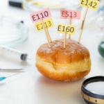 O Parlamento afirma que foram arquivados mais de 7.705 casos relacionados com alimentos; FSSAI resolve 5.952 casos