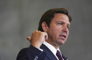 O Partido Republicano da Flórida fica com medo de manipular o mapa da Casa Desenho animado de Tim Campbell