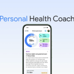 Unidade Fitbit Charge 6 em um prato de plástico sem as pulseiras