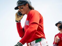 O Red Sox deveria considerar esta ideia comercial de Jarren Duran por US$ 116,5 milhões All-Star? Jarren Duran of the Red Sox celebrates a home run amid trade rumors.